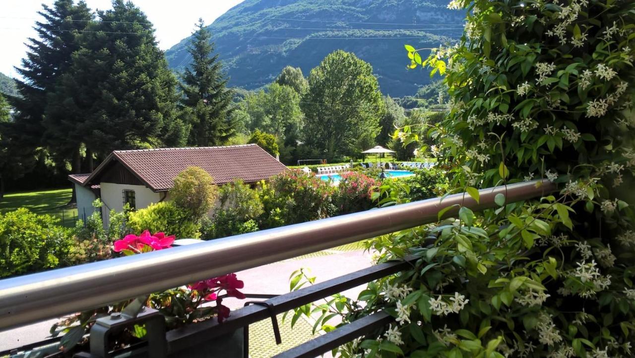 Hotel Due Laghi Padergnone Екстериор снимка