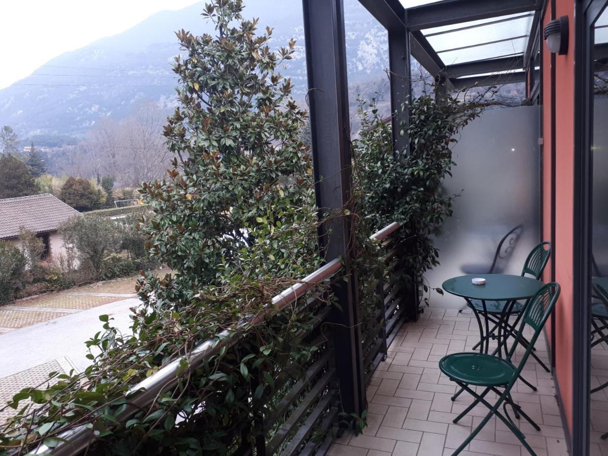 Hotel Due Laghi Padergnone Екстериор снимка